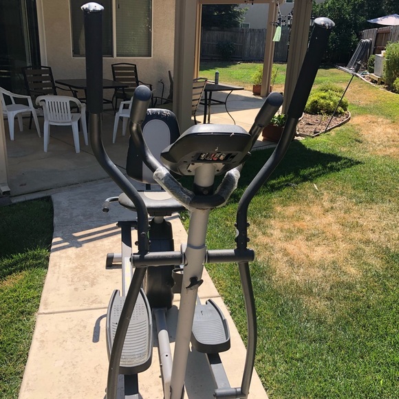 Pro-Form Hybrid Trainer - Picture 2 of 6